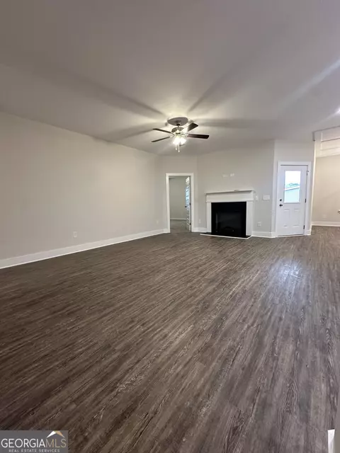 Living - 11168 Cornerstone Way, Hampton, GA 30228 photo 2 of 2