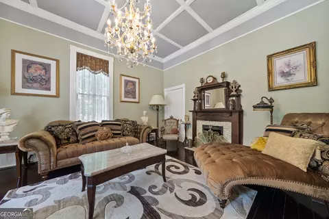 Living - 514 Covington St, Jackson, GA 30233 photo 1 of 6