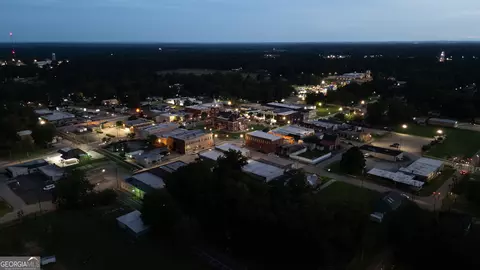 View/Area - 514 Covington St, Jackson, GA 30233 photo 6 of 6