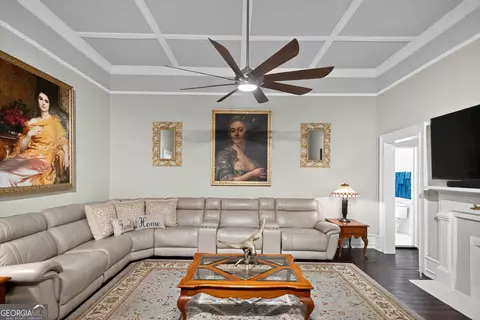Living - 514 Covington St, Jackson, GA 30233 photo 4 of 6