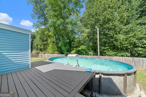 Exterior - 514 Covington St, Jackson, GA 30233 photo 17 of 36