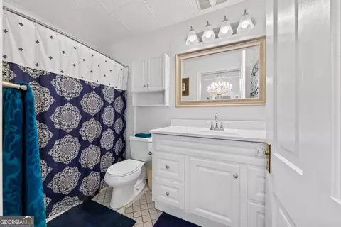 Bath - 514 Covington St, Jackson, GA 30233 photo 1 of 7