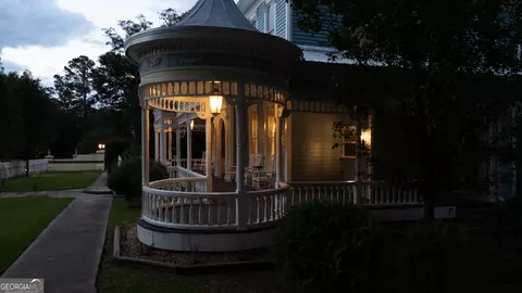 Exterior - 514 Covington St, Jackson, GA 30233 photo 32 of 36