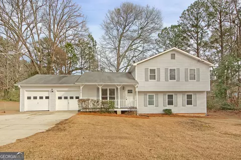 6470 Meadow Lark Dr, Riverdale, GA 30296