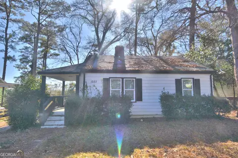 1222 E Forrest Ave, East Point, GA 30344
