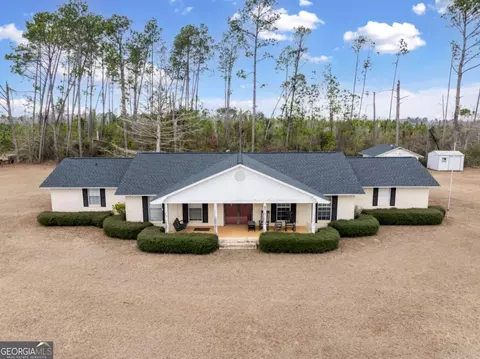 157 Walters Harrell Rd, Hazlehurst, GA 31539