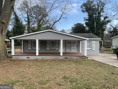 4810 Bartlett Rd, Forest Park, GA 30297