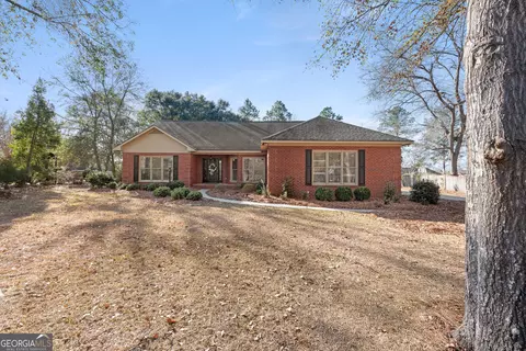 1018 Hunters Pointe Dr, Statesboro, GA 30461