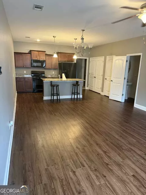 11330 White Bluff Rd #34, Savannah, GA 31419