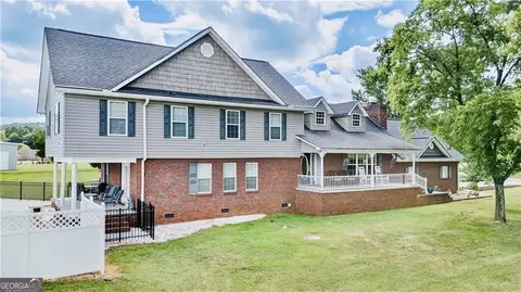114 Belwood Dr SE, Calhoun, GA 30701