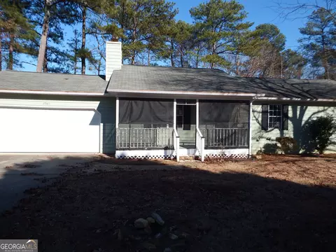 2780 Highpoint Rd, Snellville, GA 30078