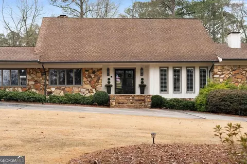 10 Woodland Dr, Cartersville, GA 30120