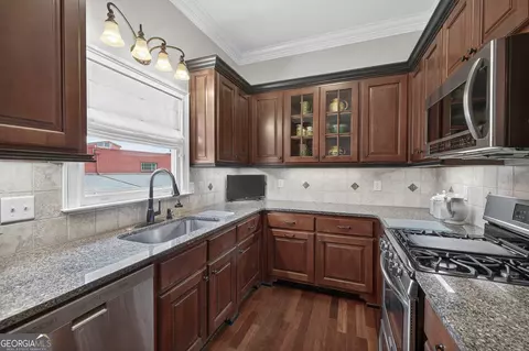 Kitchen - 334 N Second St, Madison, GA 30650 photo 4 of 4