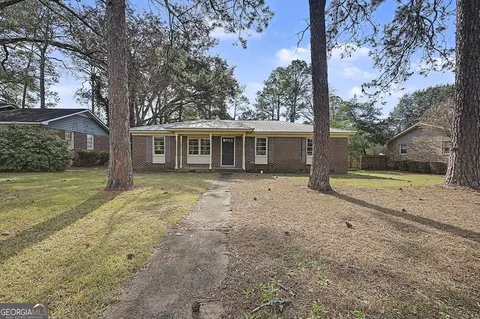 2620 Pine Valley Rd, Albany, GA 31707