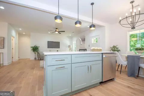 Kitchen - 5 Firefly Run, Lagrange, GA 30240 photo 4 of 5