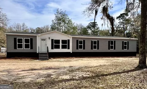 223 Pelican Rd, Woodbine, GA 31569
