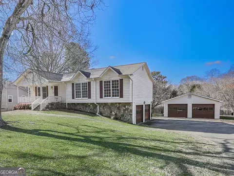 4860 Cove St, Acworth, GA 30101