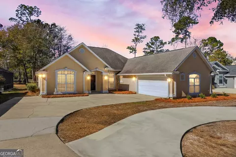 205 Monticello Dr, Kingsland, GA 31548