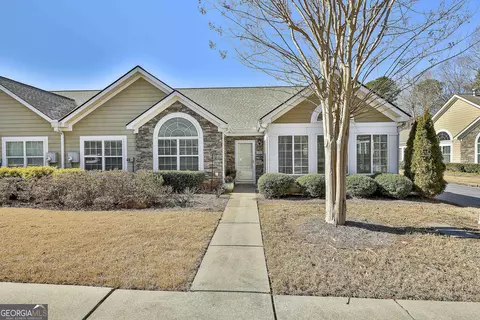 125 Butterton Ct, Fayetteville, GA 30214