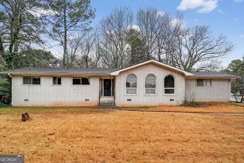 1093 S Indian Creek Dr, Stone Mountain, GA 30083
