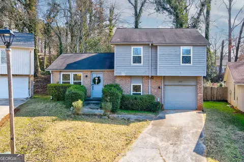 4943 Tivoli Park Ct, Stone Mountain, GA 30088