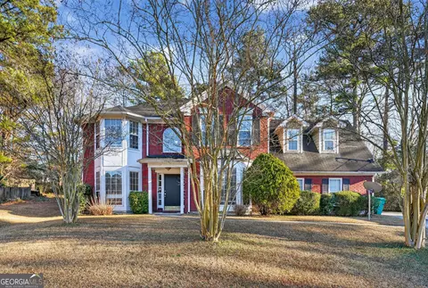 2046 Lown Farm Trl, Lithonia, GA 30058