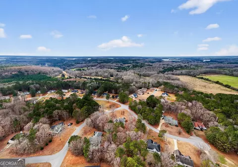 View/Area - 107 Waters Edge Dr, Lagrange, GA 30240 photo 3 of 4