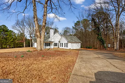 Exterior - 107 Waters Edge Dr, Lagrange, GA 30240 photo 7 of 7