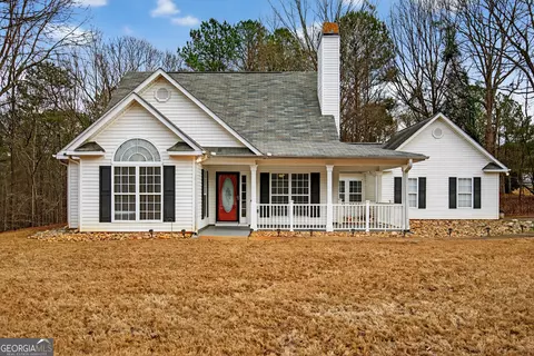 Exterior - 107 Waters Edge Dr, Lagrange, GA 30240 photo 4 of 7