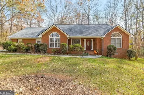4609 Hunters Ct, Gainesville, GA 30507