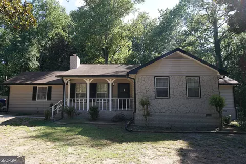 9243 Seminole Rd, Jonesboro, GA 30236