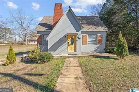 448 Roberts St, Wadley, AL 36276