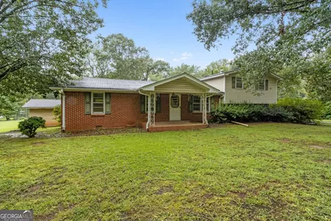 81 Russell Rd, Lawrenceville, GA 30043