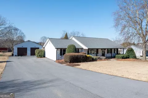 153 Thelma Rd SW, Calhoun, GA 30701