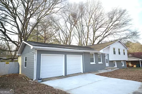 Other - 1865 Oxford Dr, Morrow, GA 30260 photo 2 of 5