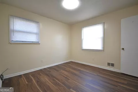 Bedroom - 1865 Oxford Dr, Morrow, GA 30260 photo 3 of 6