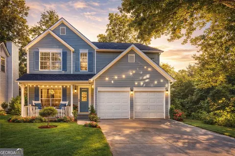 826 Shore Dr, Lithonia, GA 30058