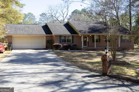115 Whispering Woods Cov, Thomasville, GA 31757