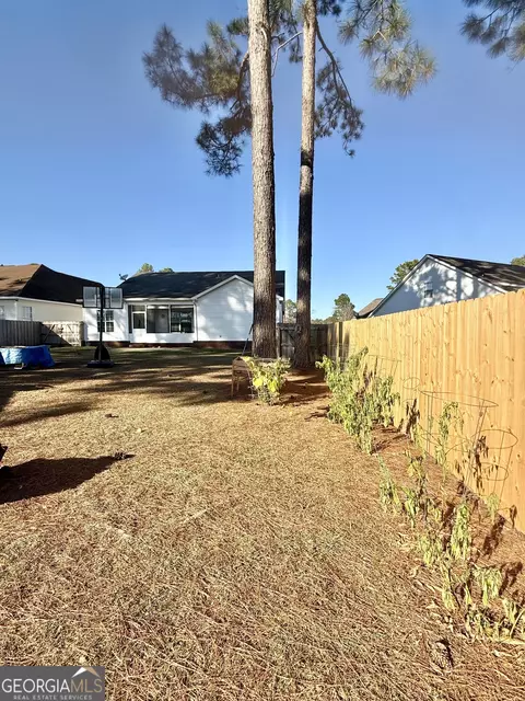 Exterior - 213 Okeechobee Dr, Dothan, AL 36301 photo 3 of 5