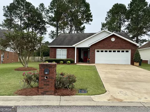 213 Okeechobee Dr, Dothan, AL 36301
