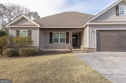 Exterior - 207 Kendall Ct, Perry, GA 31069 photo 3 of 7