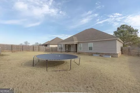 Exterior - 207 Kendall Ct, Perry, GA 31069 photo 6 of 7