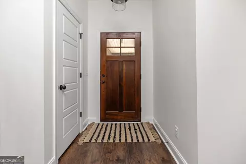 Entry Way - 207 Kendall Ct, Perry, GA 31069 photo 1 of 8