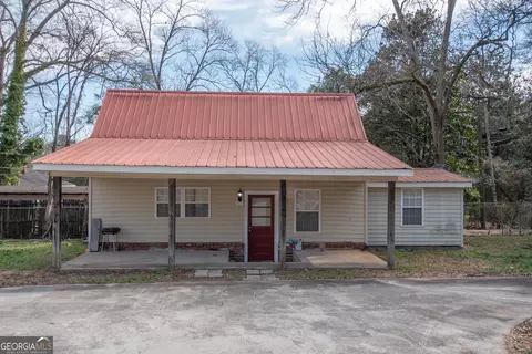 307 3rd Ave, Manchester, GA 31816