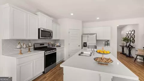345 Arnica Dr, Locust Grove, GA 30248