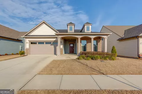 5031 Adler Ct, Hoschton, GA 30548
