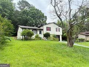 6692 Cambridge Dr, Rex, GA 30273