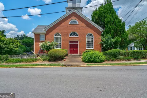 Exterior - 1295 E Broad St, Athens, GA 30601 photo 1 of 9