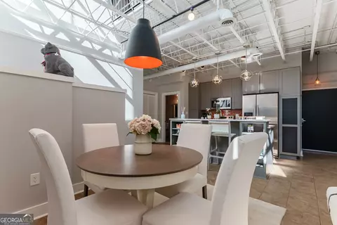 Dining - 1295 E Broad St, Athens, GA 30601 photo 3 of 4
