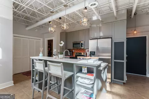 Kitchen - 1295 E Broad St, Athens, GA 30601 photo 4 of 7